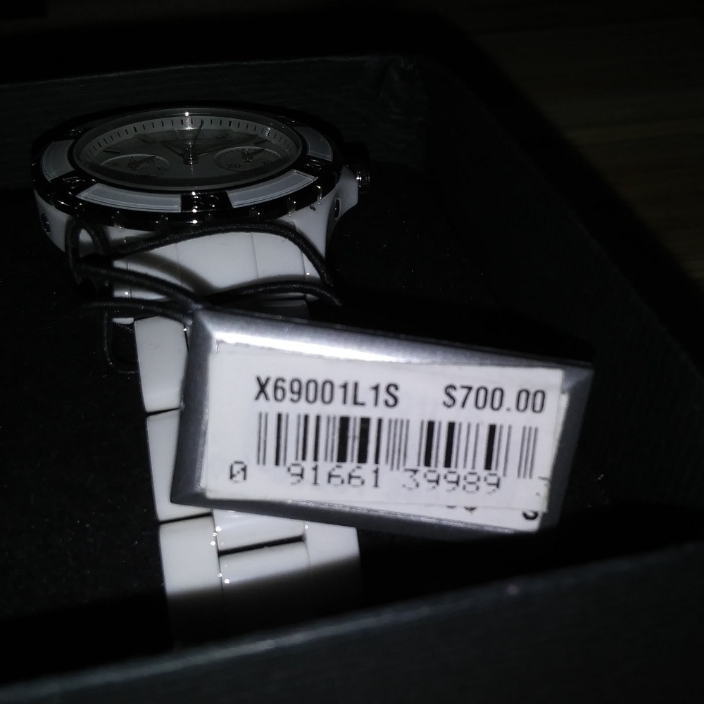 GUESS Collection watch - Picture 4 of 4